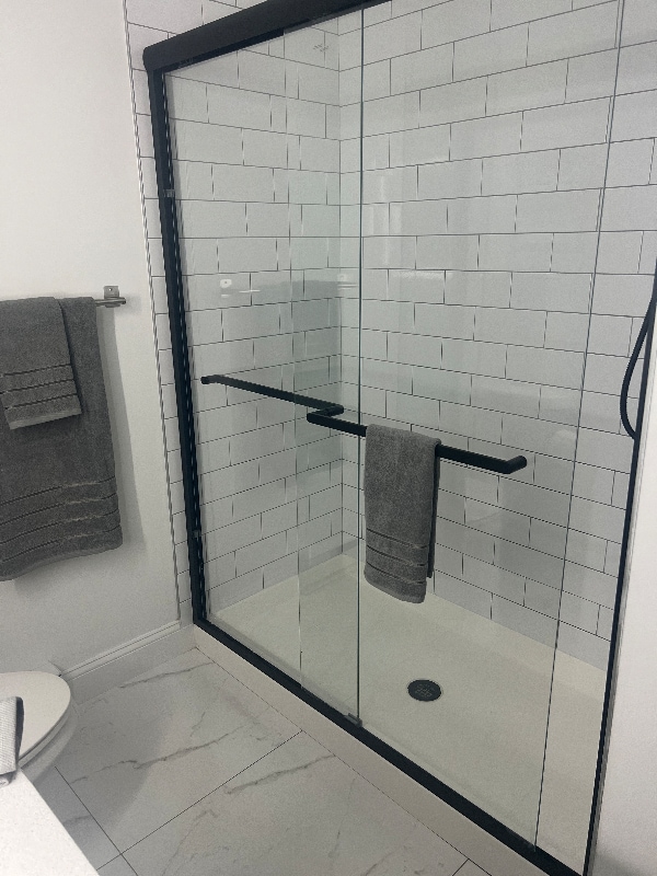 Building Photo - 2-4 Pearl St