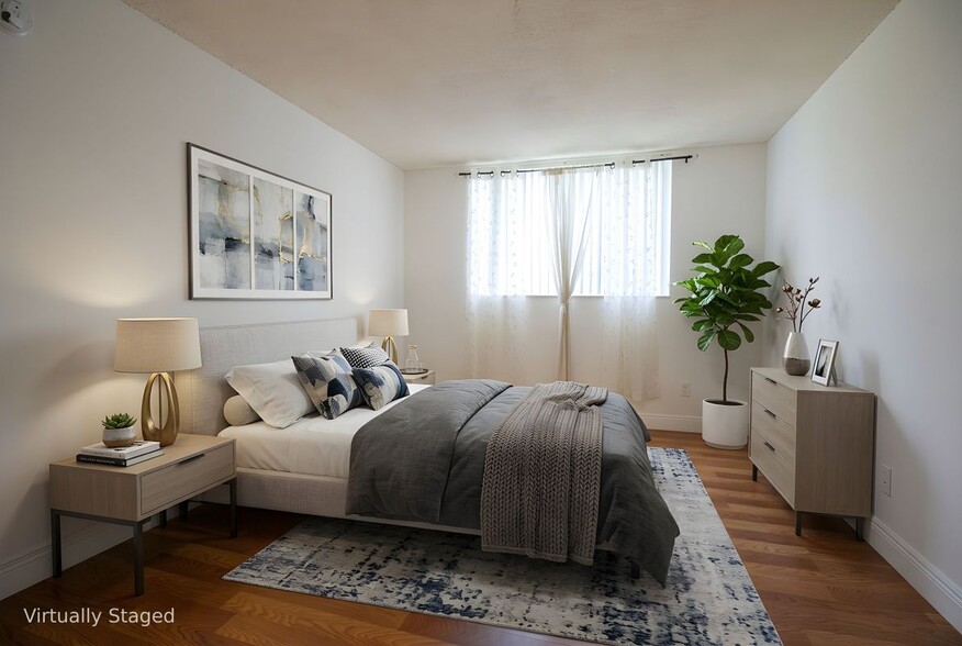 Building Photo - 6020 NW 64th Ave