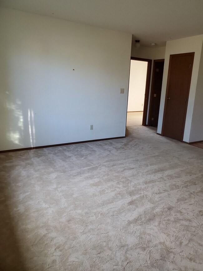 Living Room - 1320 35th Ave S