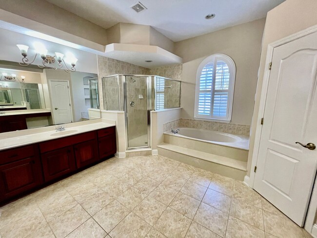 Building Photo - 614 Santa Maria Dr