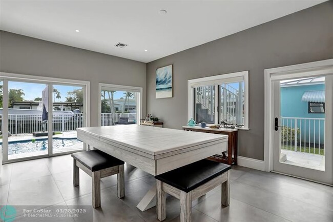 Building Photo - 1304 Mandarin Isle
