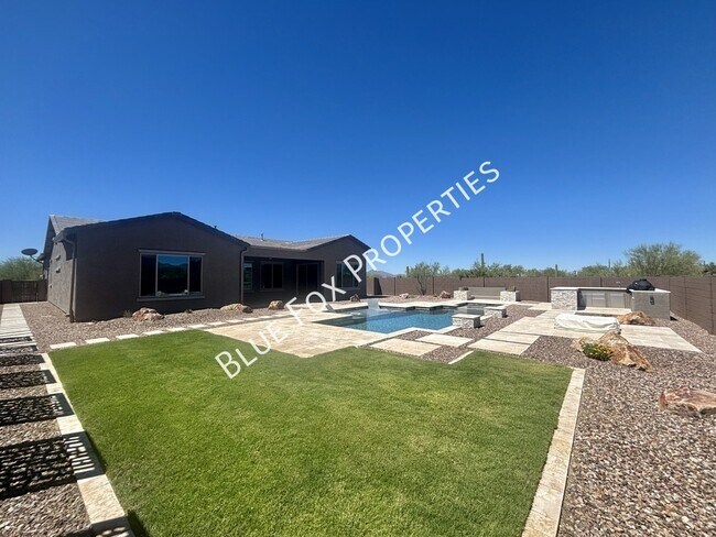 Building Photo - 11583 N Big Star Trail