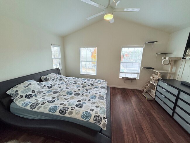 Building Photo - Move-In Ready Home in a Desirable Buellton Neighborhood