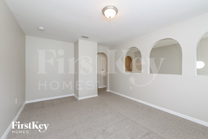 Building Photo - 104 Cabrillo Dr