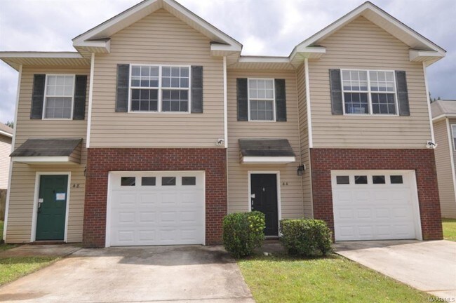Primary Photo - 44 Pine Meadows Cir