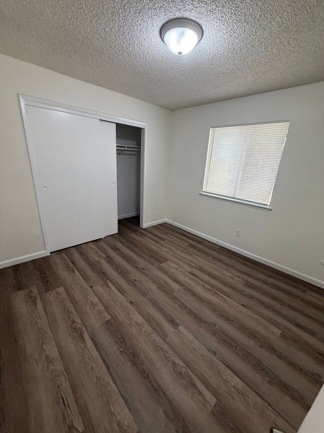 Building Photo - 109 El Dorado Dr