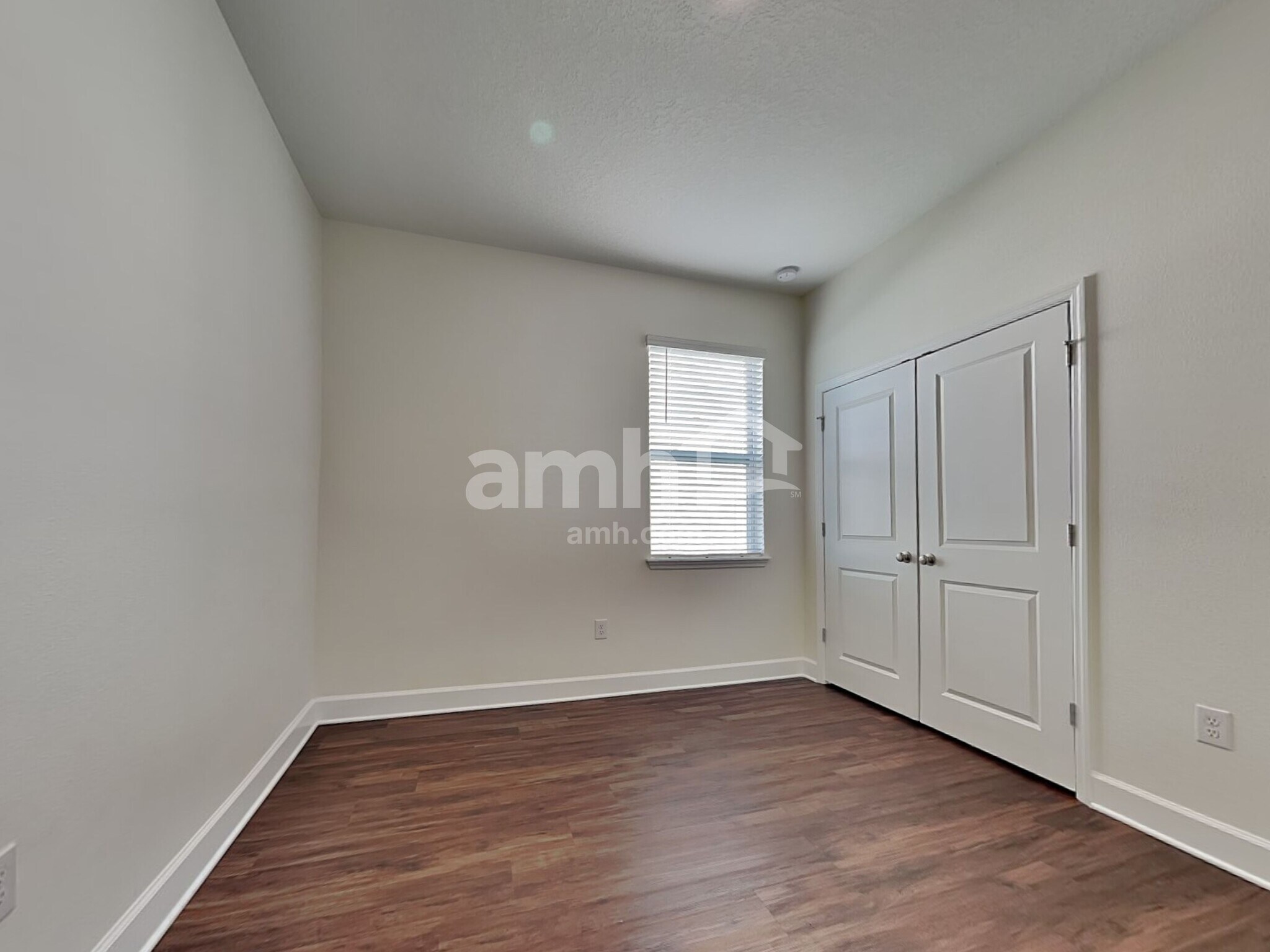 Building Photo - 2216 Saffron Walden Dr