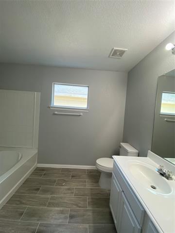 Building Photo - 11509 Petunia Dr