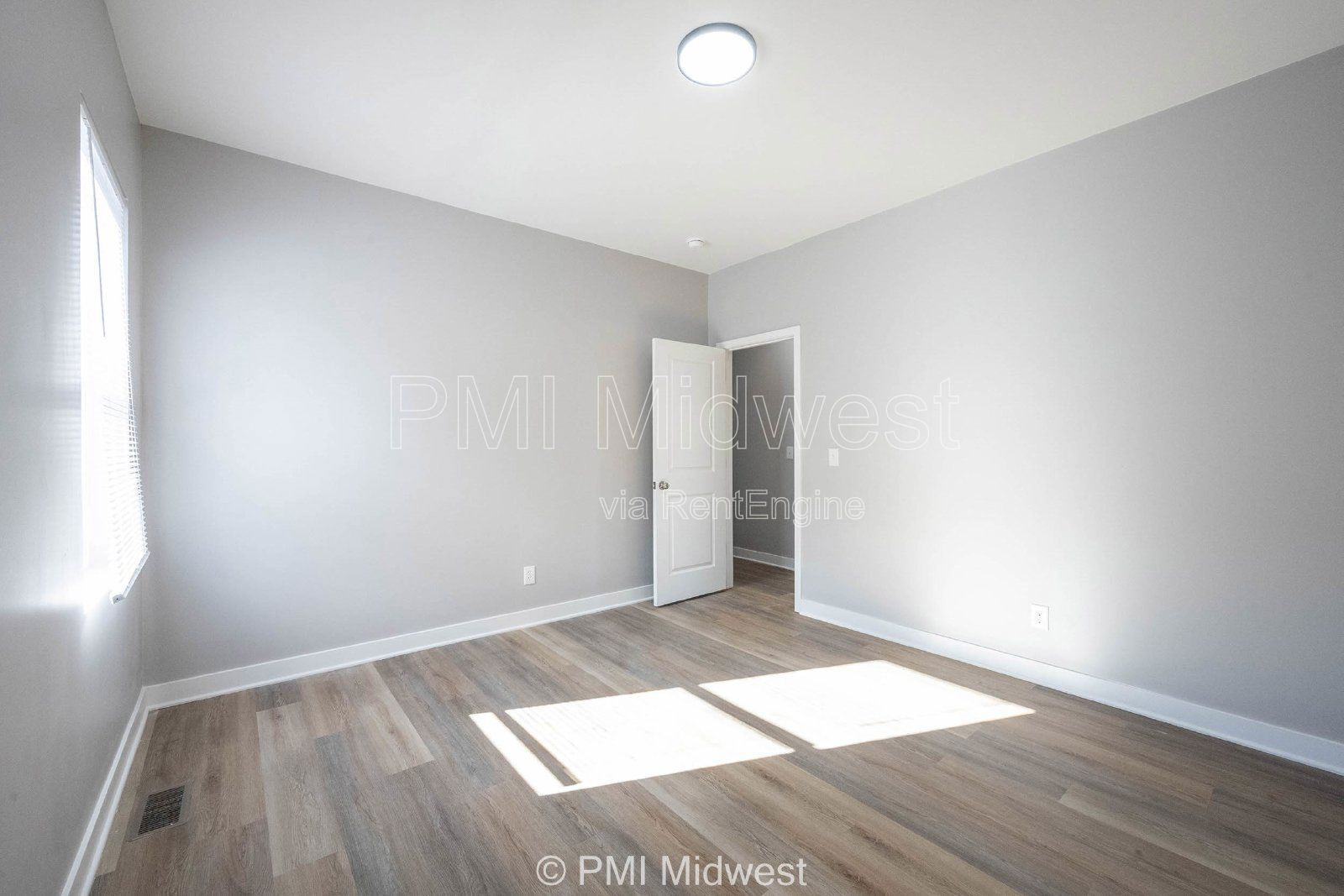Building Photo - 1531 N Kealing Ave