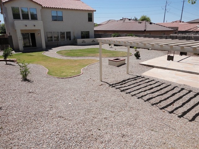 Building Photo - 9128 E Plana Ave