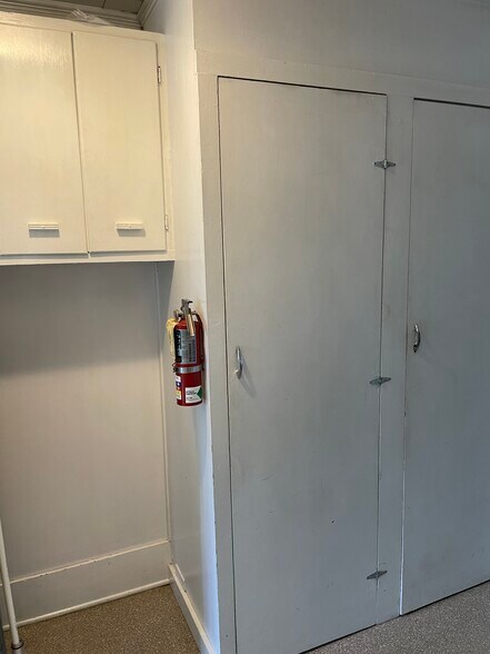 Building Photo - 108 Erie St