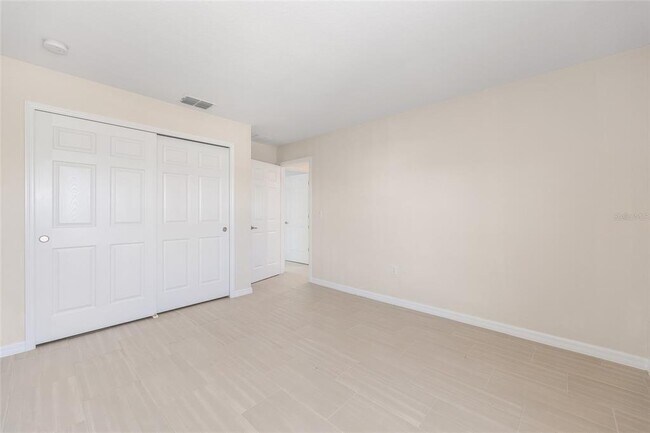 Building Photo - 6366 SW 77th Ave