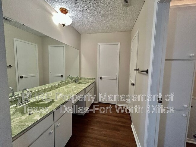 Building Photo - 4707 Burning Springs Dr