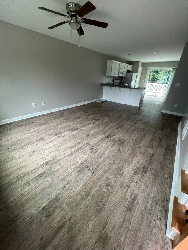 Building Photo - 25 Tidewater Ln