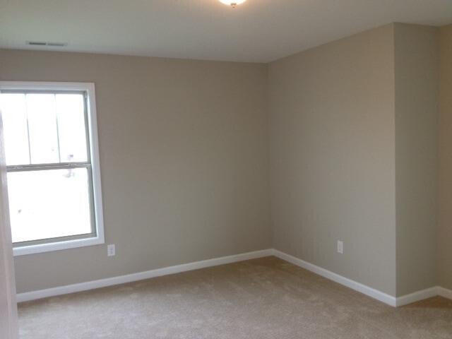 Building Photo - 3305 Sweet Clover Ln