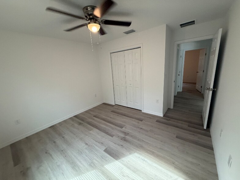 Building Photo - 20661 SW Marine Blvd