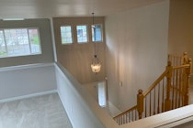 Building Photo - 4bd/2ba House in Newcastle