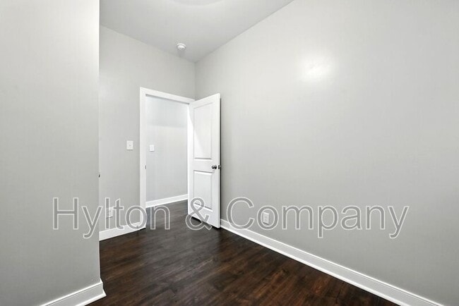 Building Photo - 1718 N 21st St