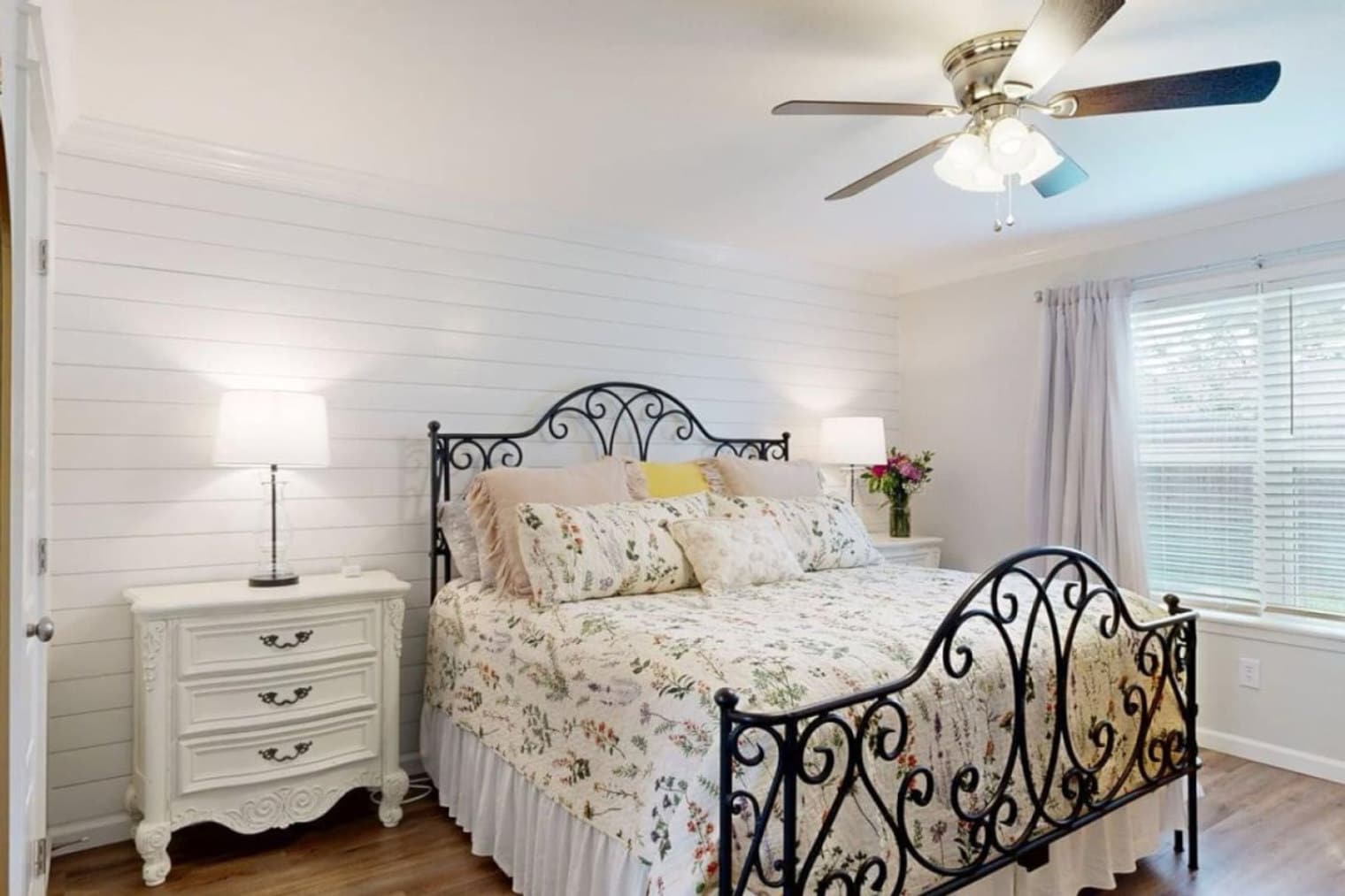 Building Photo - 3004 Red Robin Loop