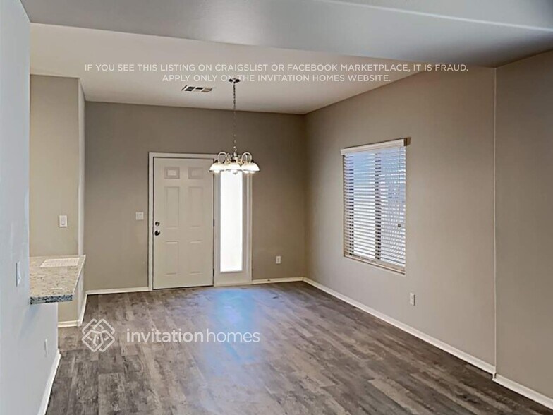 Building Photo - 1144 E Blackfoot Daisy Dr