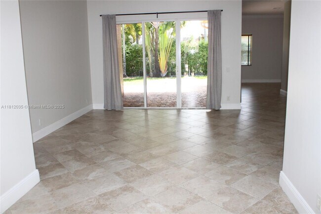Building Photo - 1342 Crossbill Ct