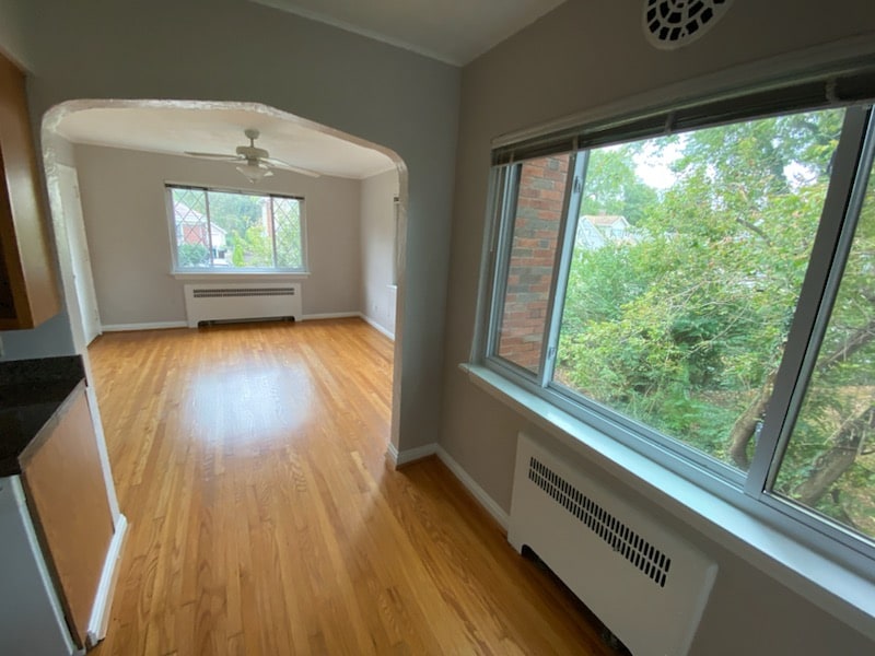 Building Photo - 3577 Saybrook Ave