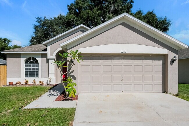 Primary Photo - 5213 Watson Rd