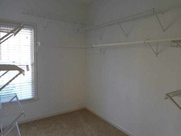 Building Photo - 5593 Forkwood Dr NW