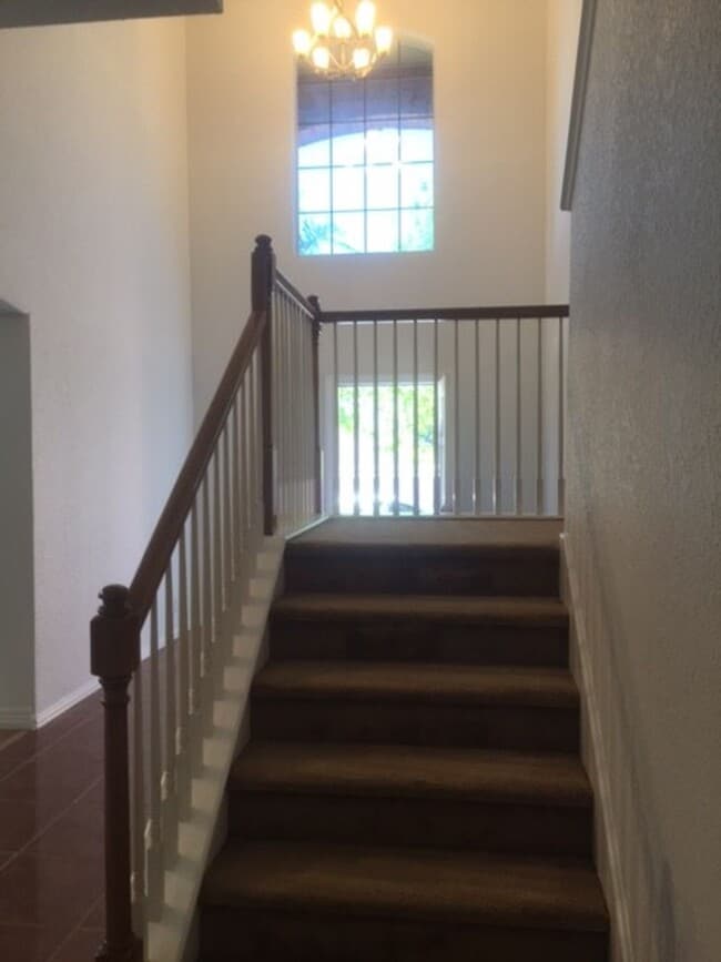 Building Photo - 25914 Mission Bluff