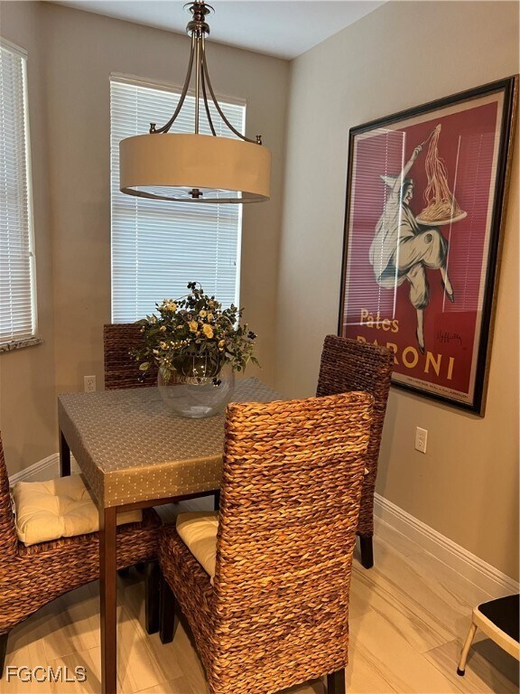 Building Photo - 11041 Gulf Reflections Drive