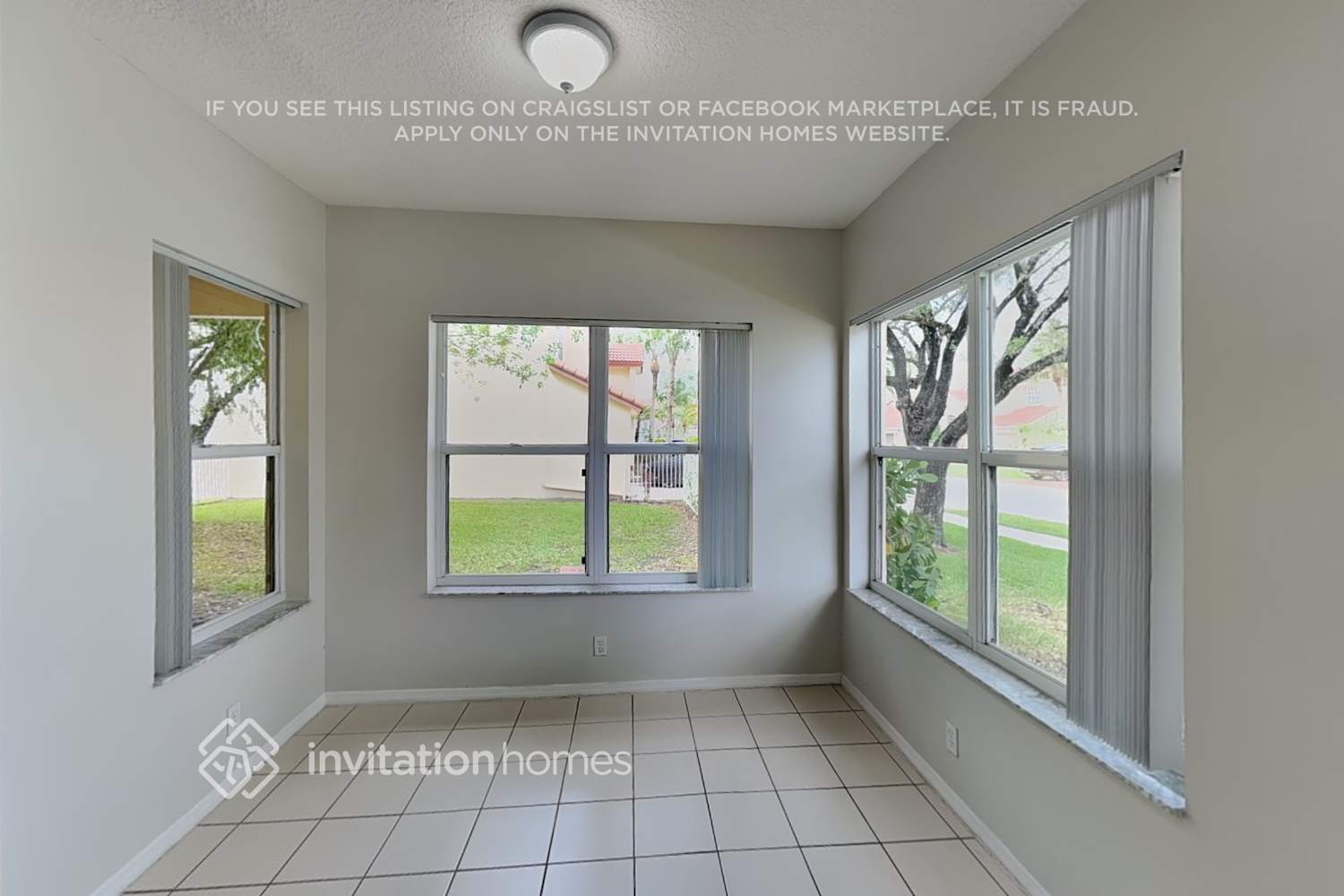 Building Photo - 21919 Philmont Ct