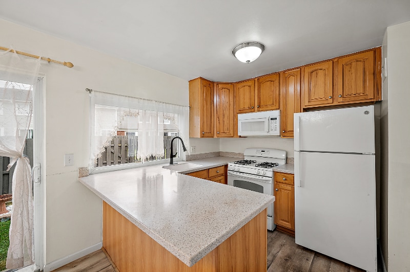 Building Photo - 36702 Park Pl Dr