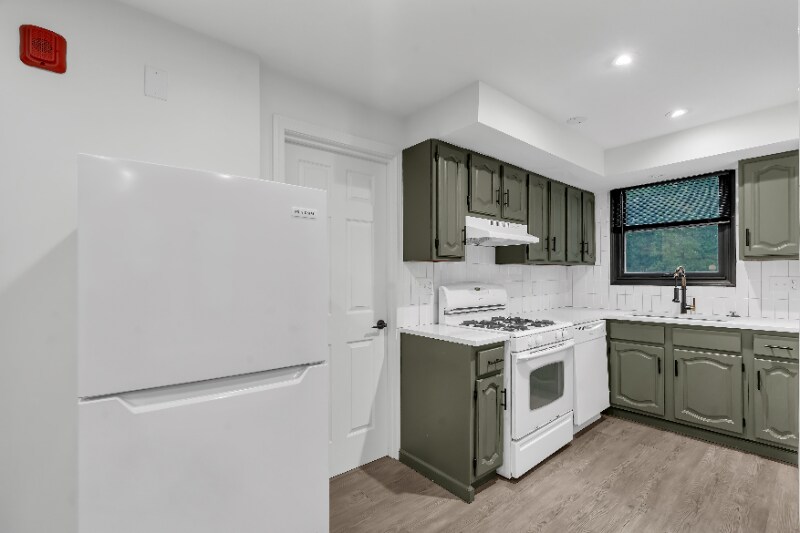 Building Photo - 32 Cargill St