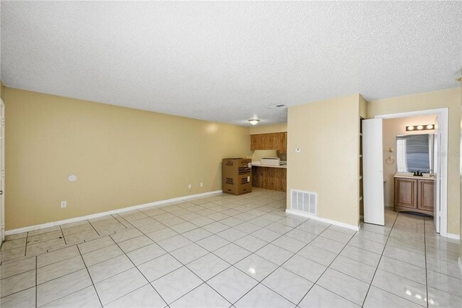 Building Photo - 1836 SW 109th Pl