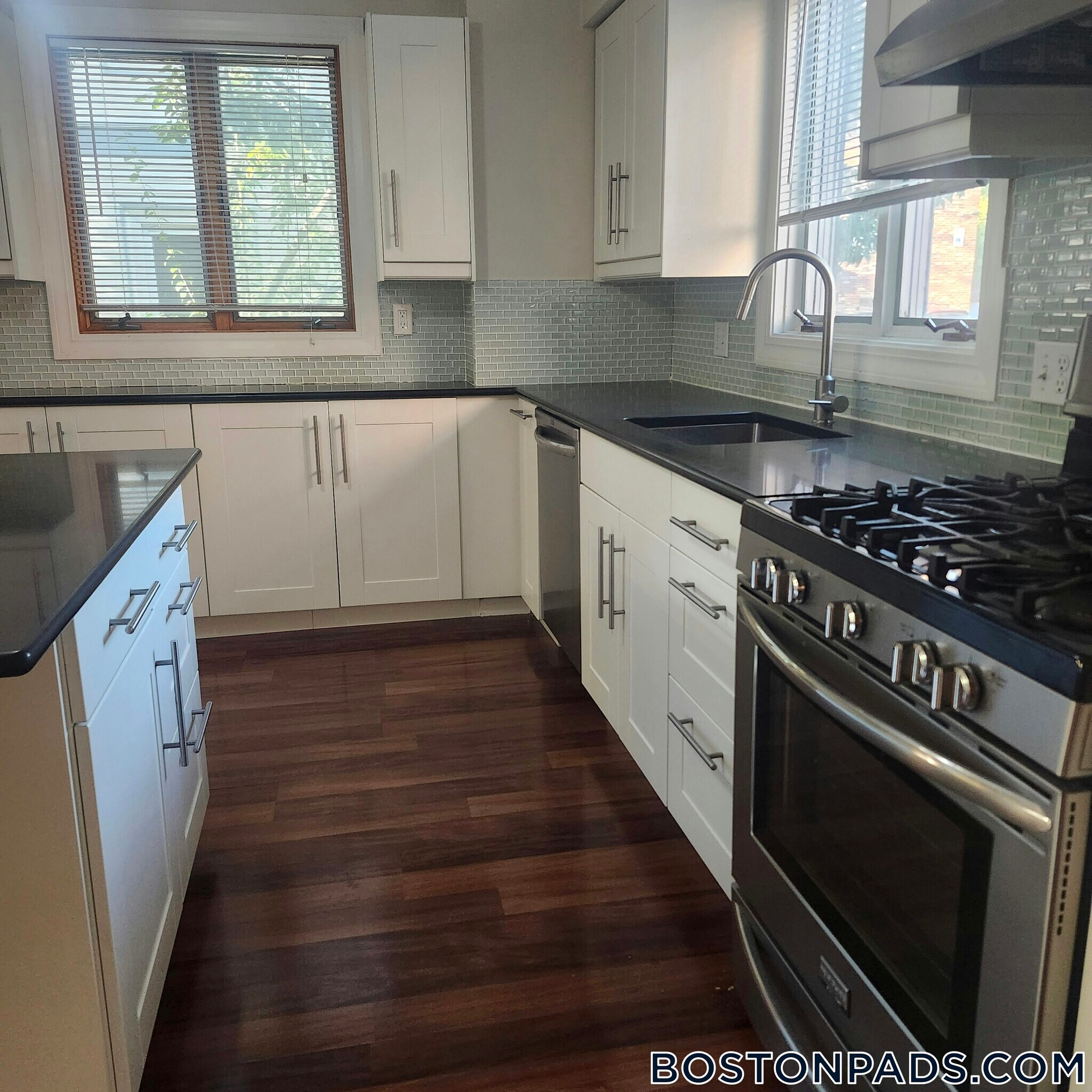 Building Photo - 60 Homer Ave