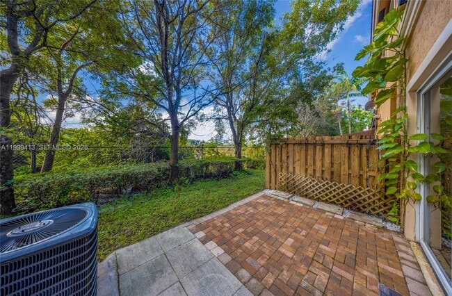 Building Photo - 12040 SW 28th St