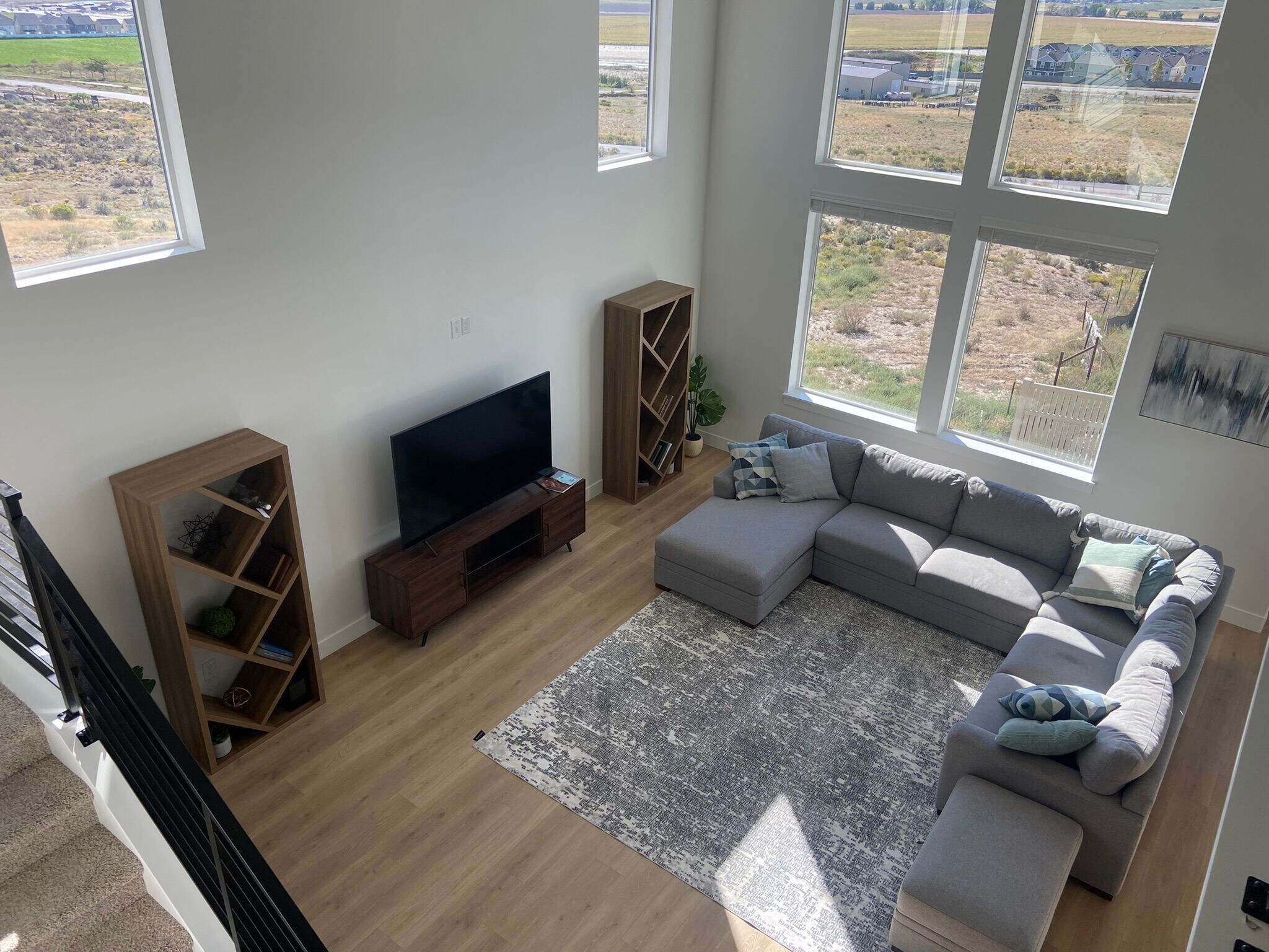 Building Photo - 1307 W Quailhill Rd