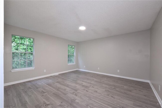 Building Photo - 1575 Watercrest Cir