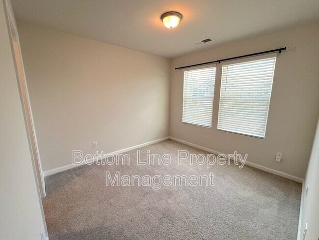 Building Photo - 12003 Gambrell Dr