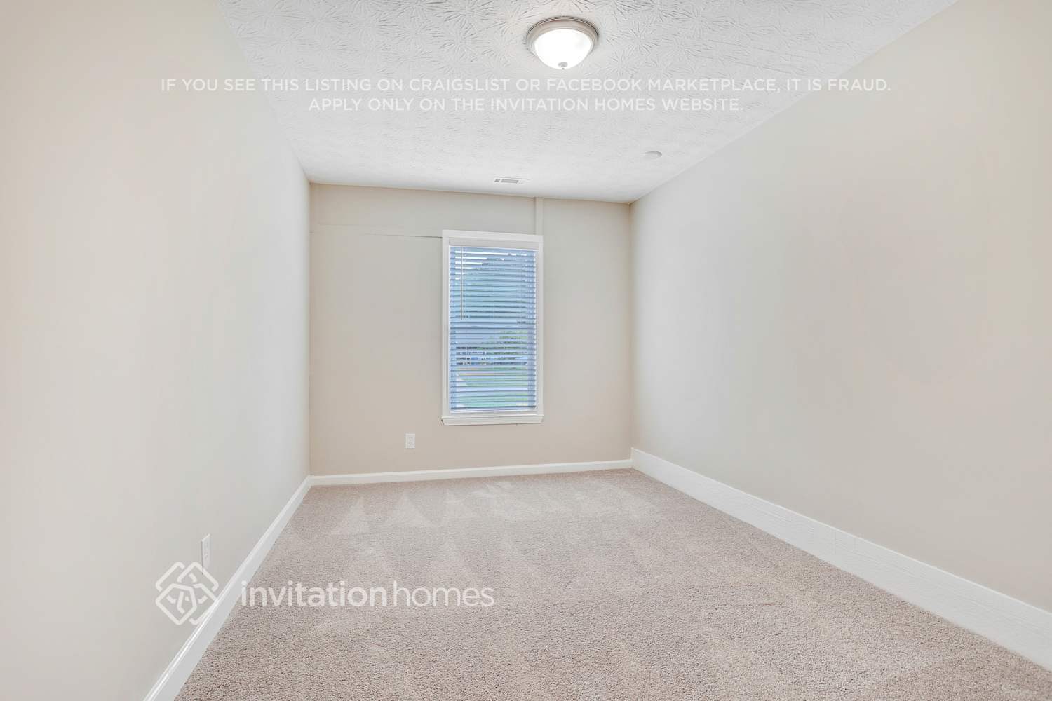 Building Photo - 30 Sable Cir