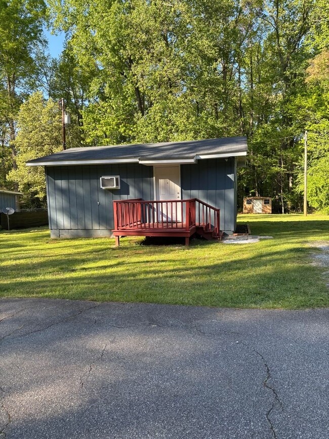 Building Photo - Melody Lakes Hariis County