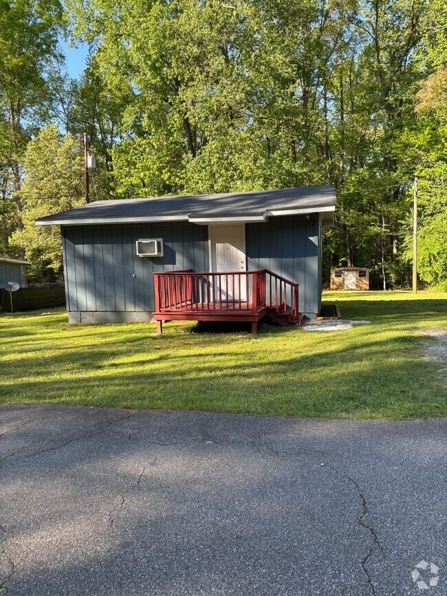 Building Photo - Melody Lakes Hariis County