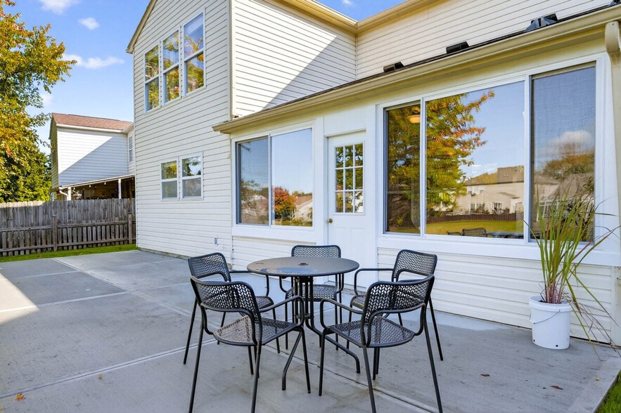 Building Photo - 12114 Brushfield Ln