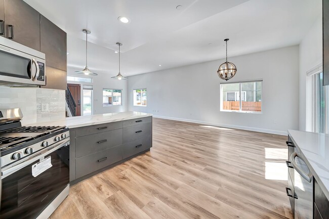 Building Photo - Modern 4-Bedroom Home in Prime West LA | Walkable, Spacious & Move-In Ready