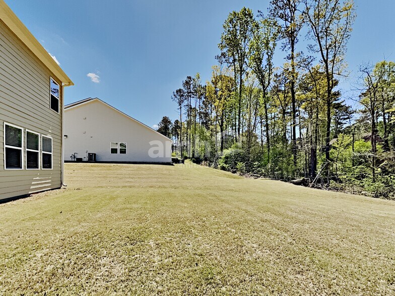 Building Photo - 144 Lindridge Dr