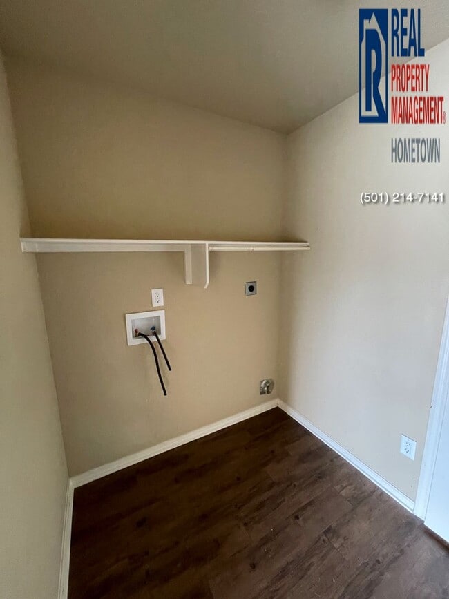 Building Photo - 2064 Fern Valley Dr