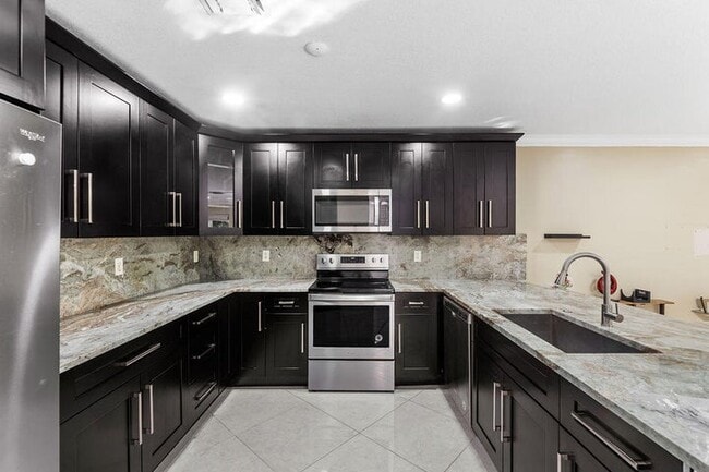 Building Photo - 6384 Adriatic Way