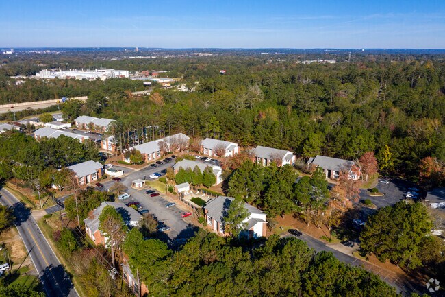 Aerial Photo - Parkway Place