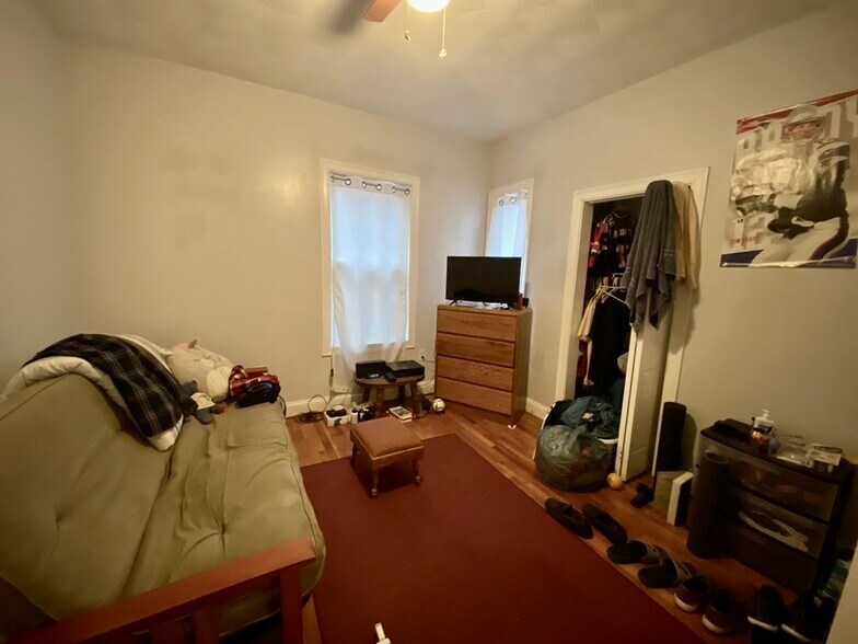 Building Photo - 46 Brookley Rd