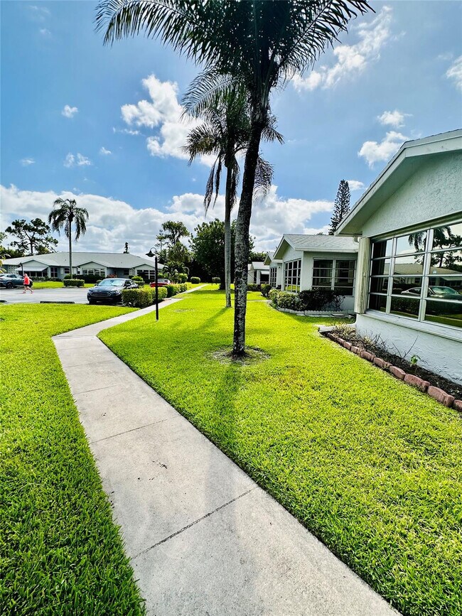 Building Photo - 14676 Canalview Dr